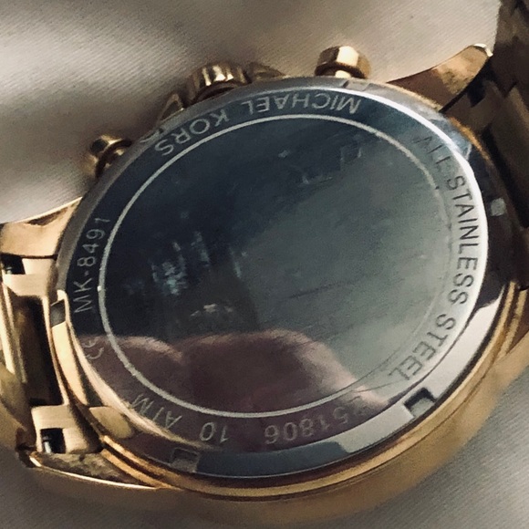 Michael Kors Watch - Picture 8 of 8